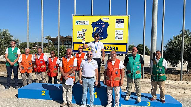 Tiro a Volo, a Mazara la Coppa Sicilia: Piero Costanzo alza il trofeo dalla vetta del podio 