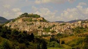 Vita, Violenza e rapina ai danni di una famiglia