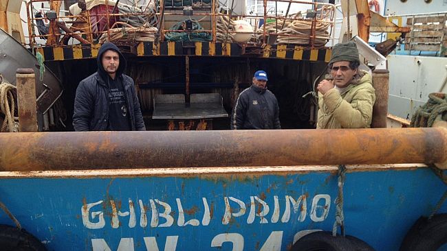 Mazara, pescherecci in rada perché porto al buio. 30 operatori portuali scrivono al Sindaco Cristaldi