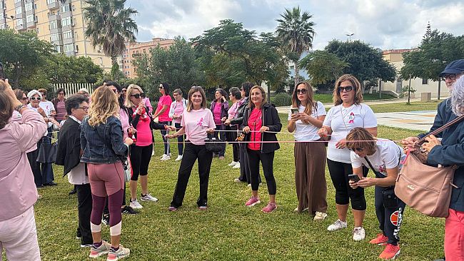 Erice in rosa, almeno cento partecipanti alla passeggiata per la prevenzione oncologica