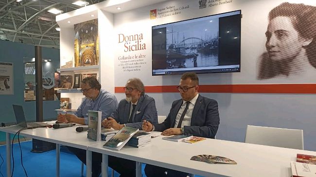 Presentato al Salone del Libro di Torino “Ammare” il nuovo libro di R. Marrone e G. Messina