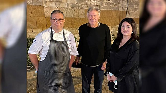 Trapani, sorpresa Harrison Ford: l'attore cena in un ristorante del centro