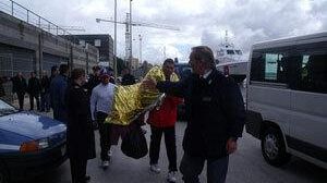 16 migranti soccorsi in mare al largo coste mazaresi. 2 trasferiti in ospedale per controlli