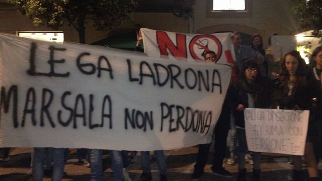 Niente comizio per Matteo Salvini a Marsala. Uno dei contestatori: “Lo riteniamo un uomo pericoloso”