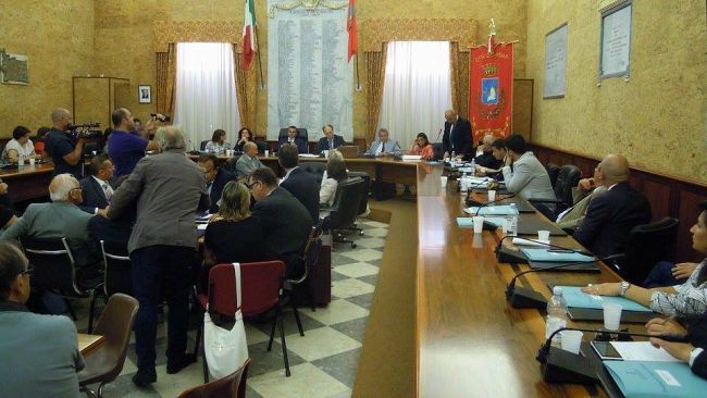 Marsala, unanimità in Consiglio Comunale. Approvati 9 punti all’ordine del giorno