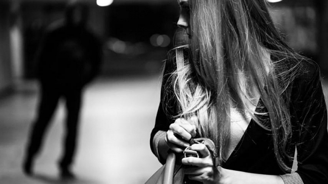 Mazara, macedone perseguita una donna per mesi. La Polizia gli ordina di non avvicinarsi alla vittima