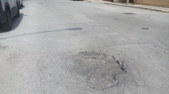 ​Trapani, profonda buca in via Alessandro De Santis