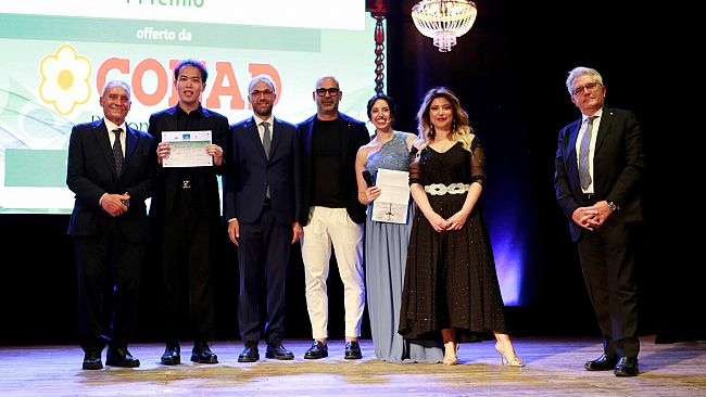 Il cinese Xiangbo trionfa al concorso lirico Città di Alcamo
