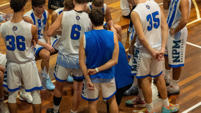 Basket, la Nuova Pallacanestro Marsala lotta ma cede nel finale: il CUS Palermo passa