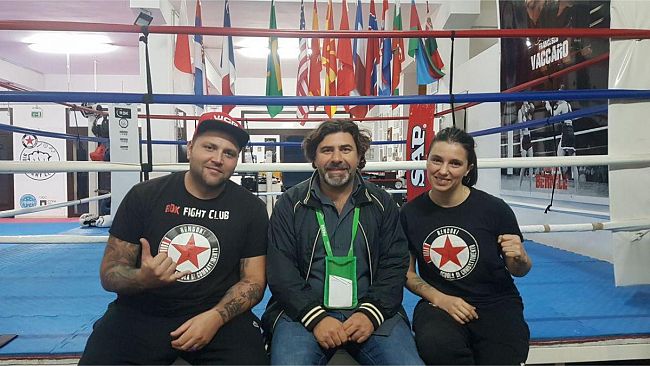 VIDEO – Rivolta in Cile, l’esperienza dei maestri di kickboxing Martina Bernile e Francesco Vaccaro.