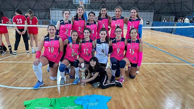 L'Asd Non Solo Vela vince la finale territoriale dell'under 14 femminile 