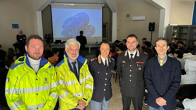 ​Prefettura di Trapani: incontri con gli studenti per sensibilizzare al rispetto del Codice della strada
