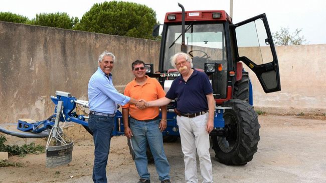 mazara-prove-tecniche-all-autoparco-comunale-per-il-maxidecespugliatore