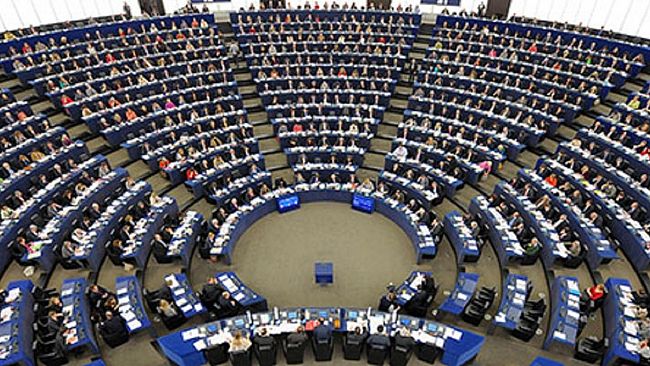 Europee: ecco i nomi e i volti degli 8 eletti in Sicilia