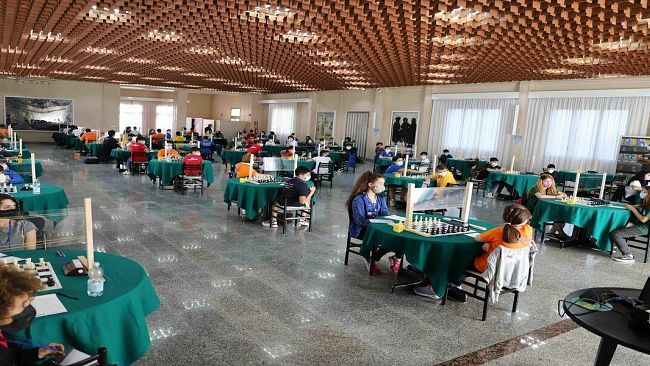 Scacchi: Giuseppe Salvato e Federica Montalto Campioni Regionali giovanili