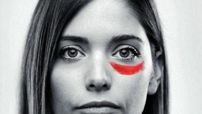 La bocca di una donna chiudila baciando le sue labbra, i suoi polsi afferrali solo se lei sta per cadere e a te stringila per non farla sentire sola.