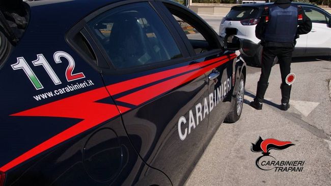 ​Erice. Non si ferma all’Alt mentre guida sotto effetto di stupefacenti, denunciato un 31enne
