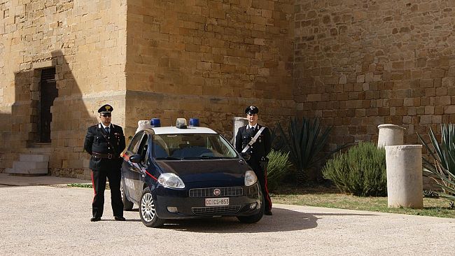 Salemi, controlli dei Carabinieri nei centri scommesse: una persona denunciata e sanzioni per oltre 56.000,00 euro