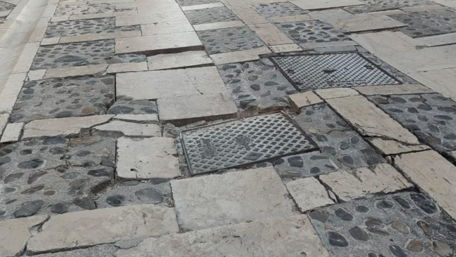 Mazara, tombino 