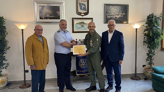 Rotary Club Marsala e Aeronautica Militare insieme per la tutela delle api e dell'ambiente