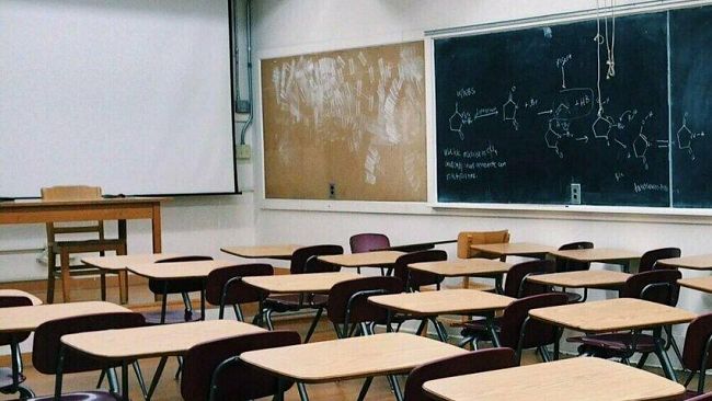 In Sicilia, potenziate le USCA scolastiche per limitare il ricorso alla didattica a distanza